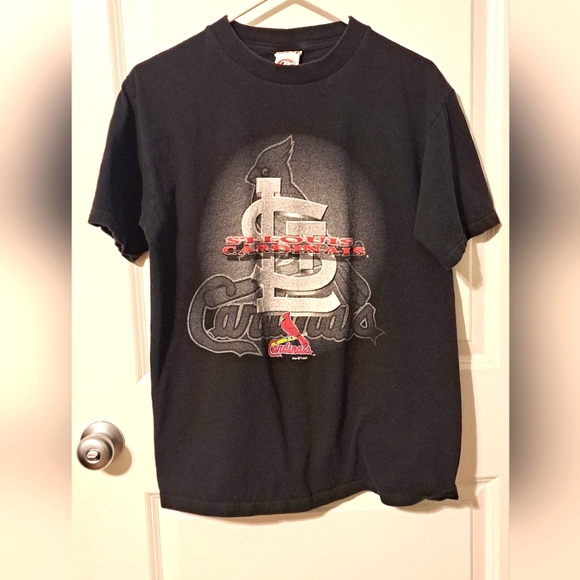 St. Louis Cardinals 2001 tshirt - Picture 1 of 4
